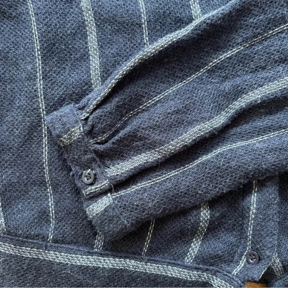 BELLA DAHL Women’s Small Tie Front Sweater Button Down Top Navy Blue P2P 20” - Picture 7 of 12